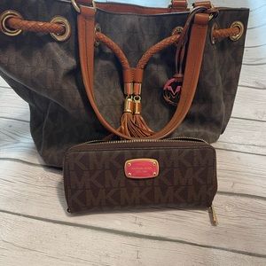 Michael Kors Purse Set